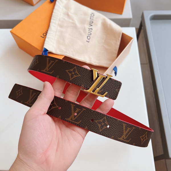 ルイヴィトンベルト素材ディテール